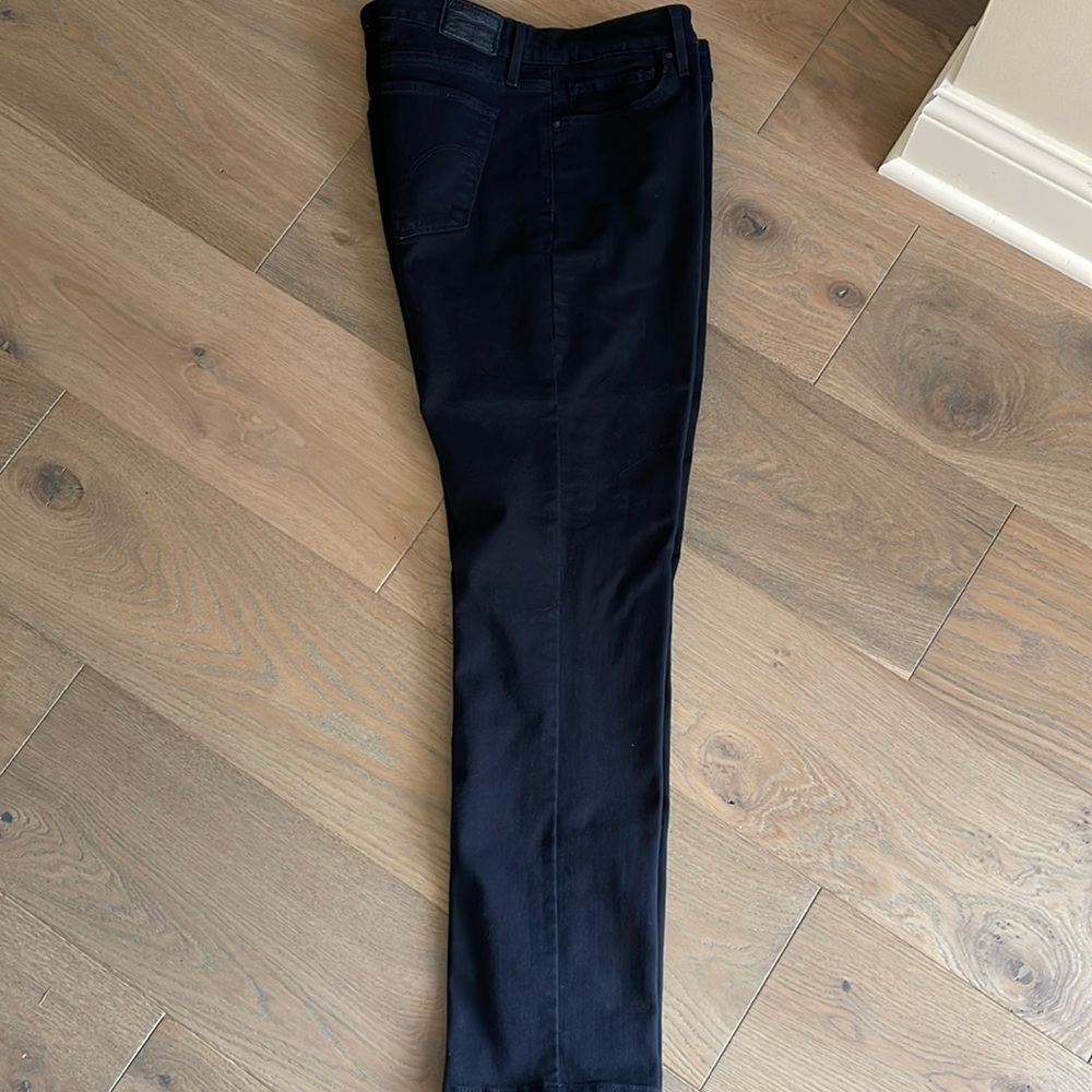 Levi 713 slim fit black jeans